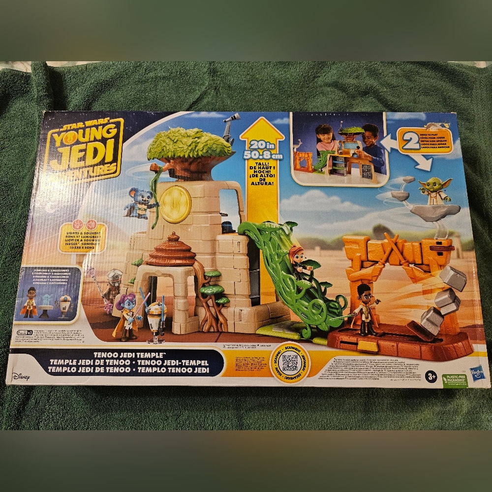 NIB Tenoo Jedi Temple from Star Wars Young Jedi Adventures.
